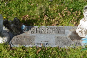 Carolyn Muncey's Grave